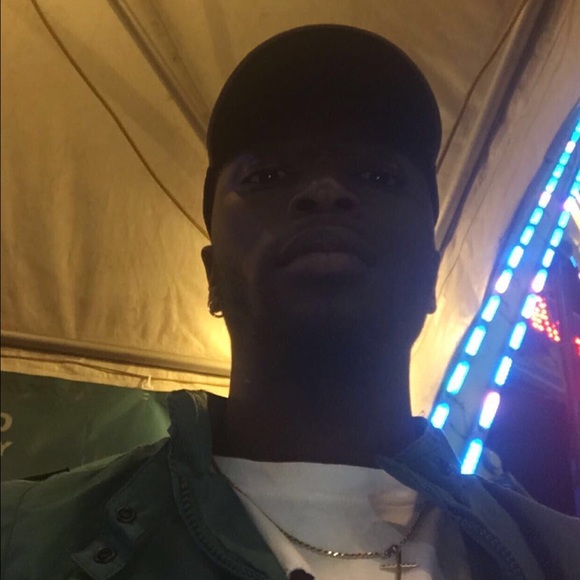 Meet your Posher, D'André - Picture 3 of 3