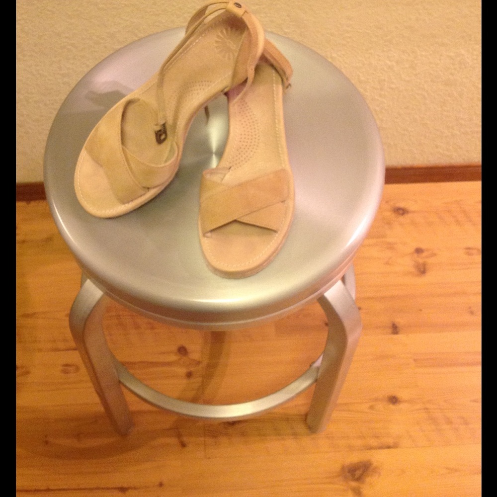 UGG Neutral Wedge Sandals