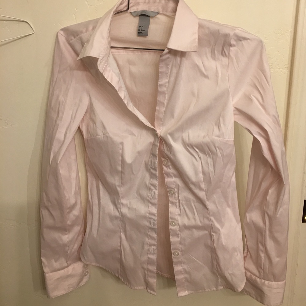 H&M size 2 light pink button down shirt