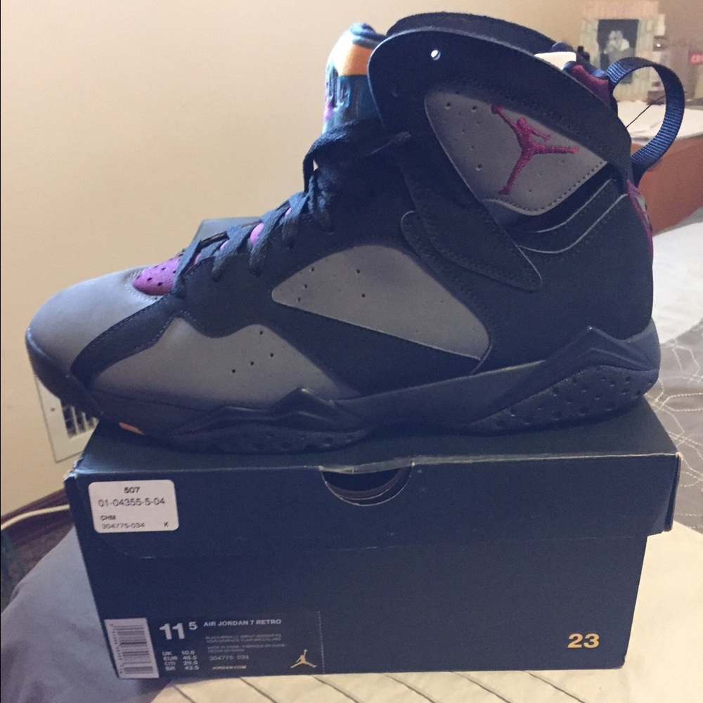 Brand new Authentic Air Jordan 7 Retro with box