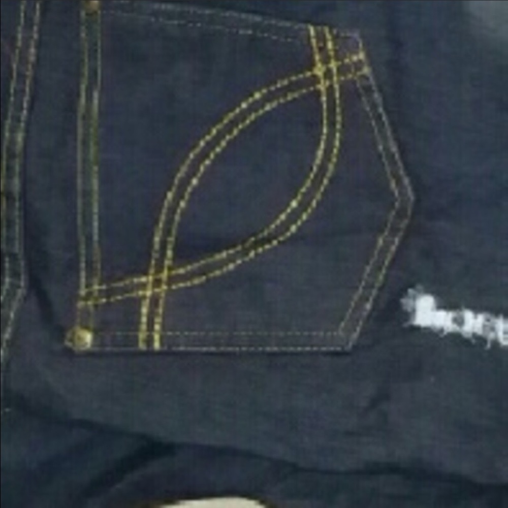 Distressed jeans - Picture 4 of 4