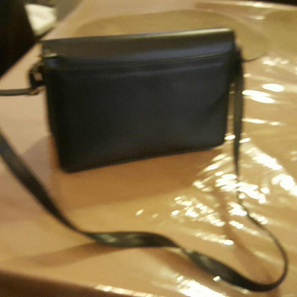 YSL - Picture 2 of 3