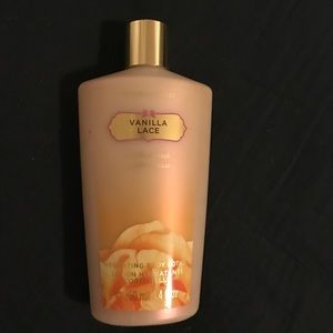 Victoria's Secret Vanilla Lace body lotion