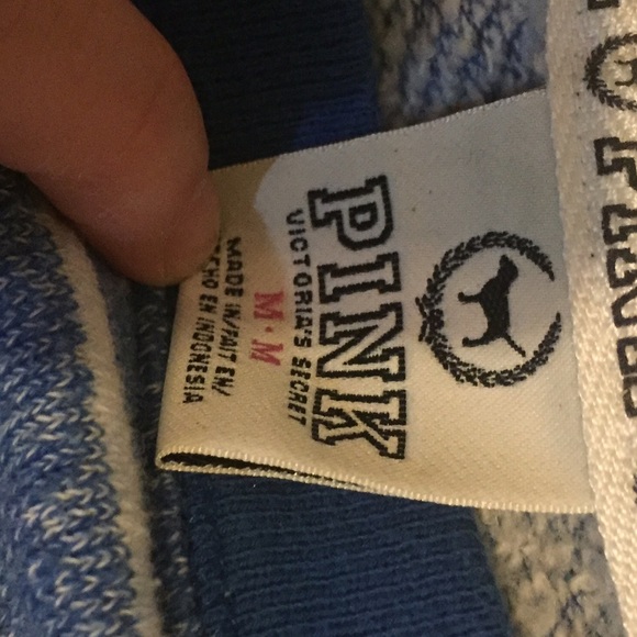 ❌SOLD❌Blue Victoria Secret PINK sweatshirt - Picture 4 of 4