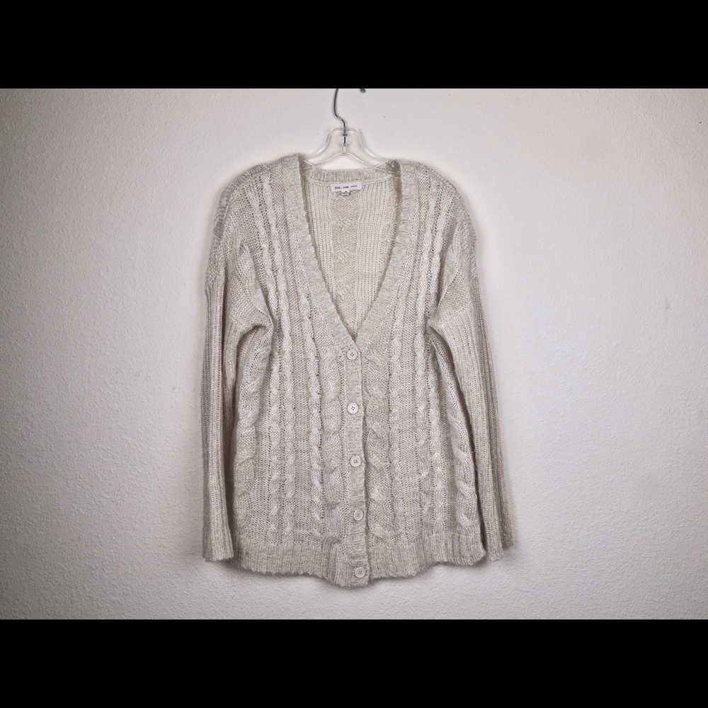 Knitted Lightweight Sweater