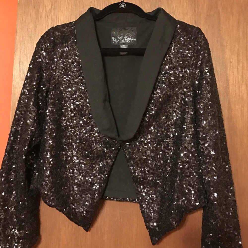 Daytrip sequin jacket! - Picture 4 of 4