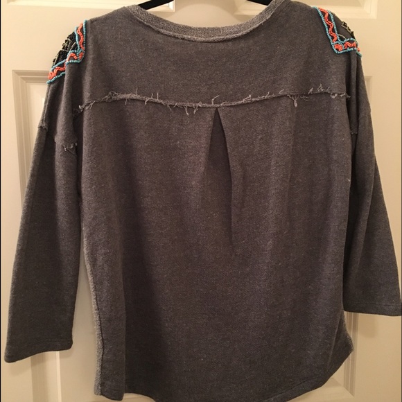 Crew Neck Sweatshirt Sweater with Beaded Shoulders - Picture 3 of 4