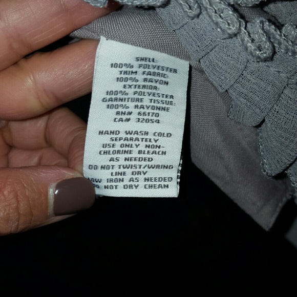 KIMCHI Blue Ruffled Vest - Picture 4 of 5