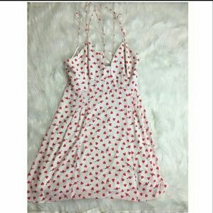 Heart print strappy keyhole dress