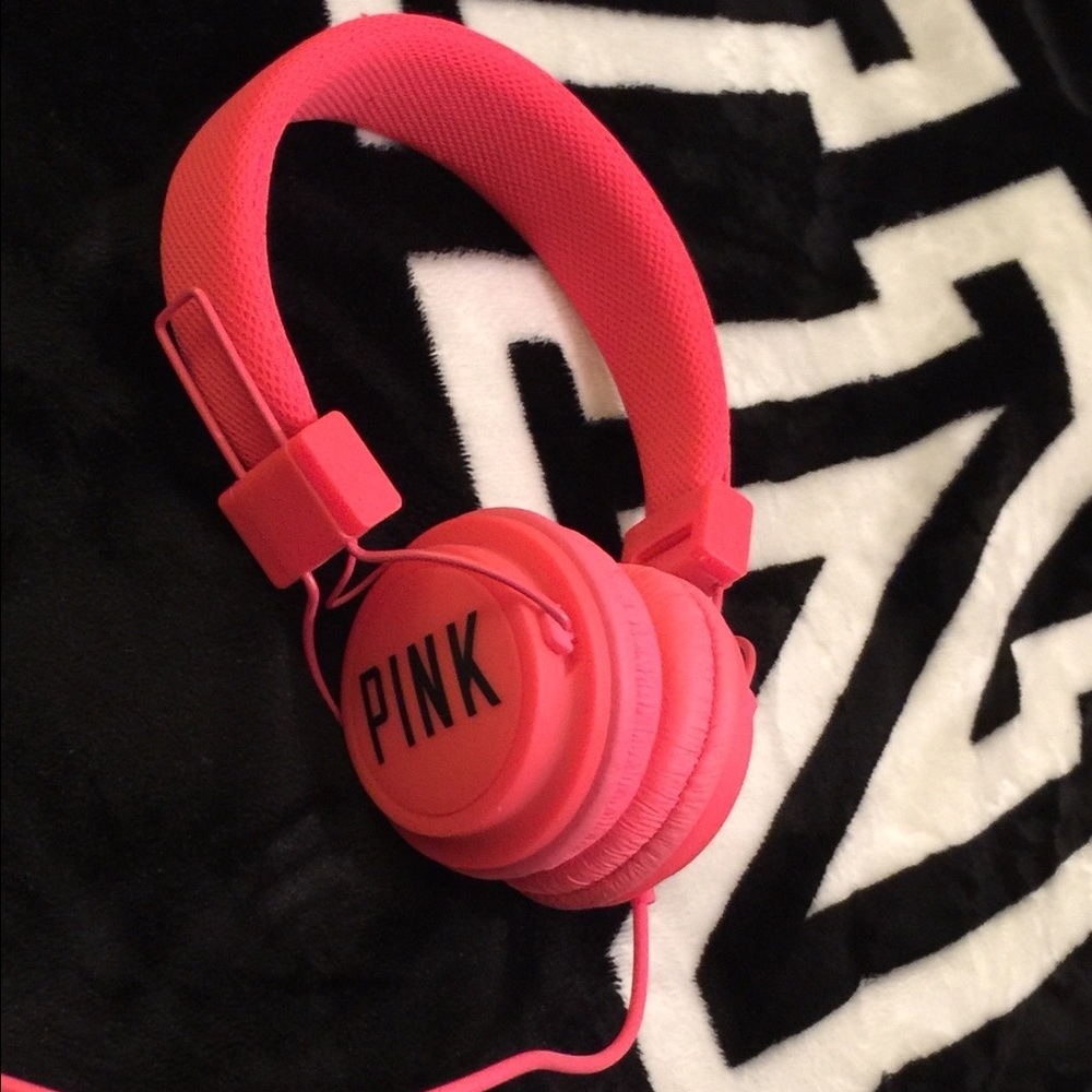 🎀VS PINK headphones🎀