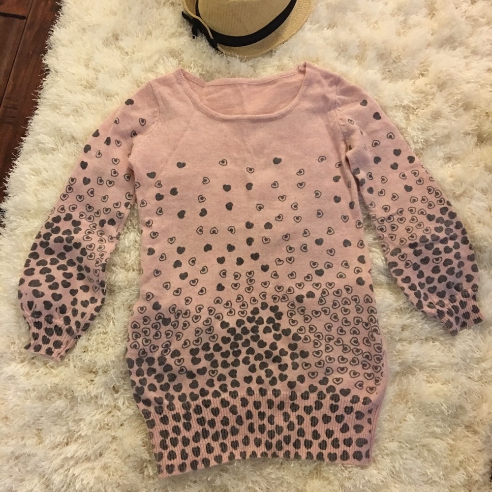 Pink sweater 💕