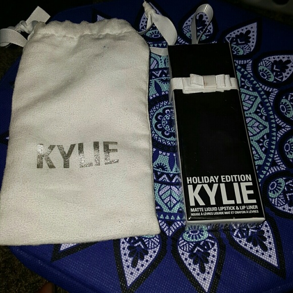 Kylie jenner lip kit (from christmas edition) - Picture 1 of 4