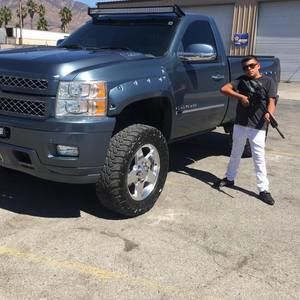 Meet your Posher, Carlos