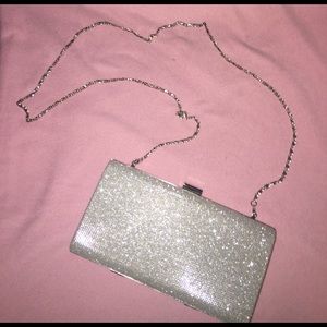 ‼️SALE‼️Sparkly Silver Clutch‼️