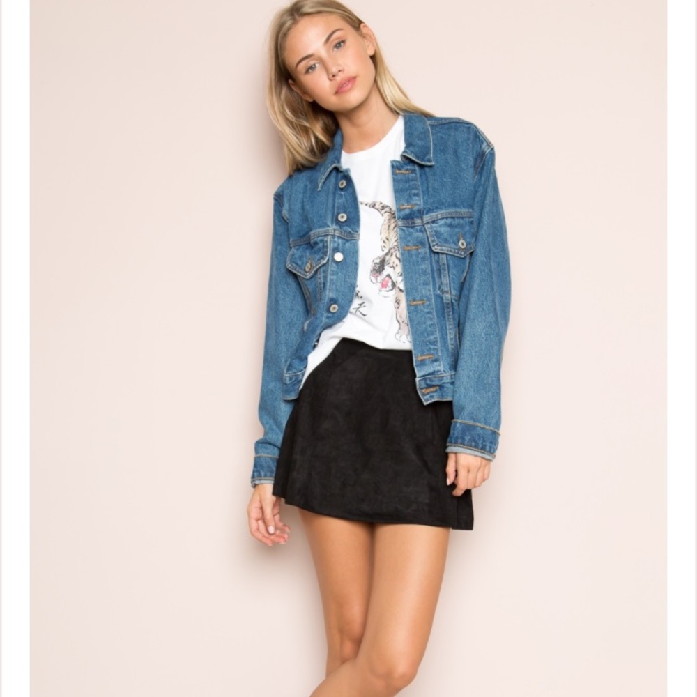 NWT Brandy Melville Suade Skirt