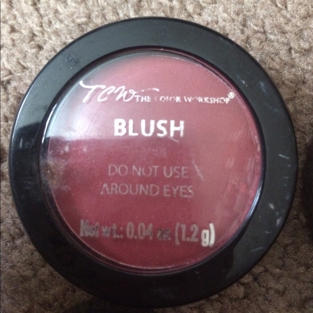 😍NWOT eyeshadow palettes and blush - Picture 4 of 4