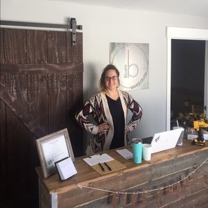 Meet your Posher, Lauren