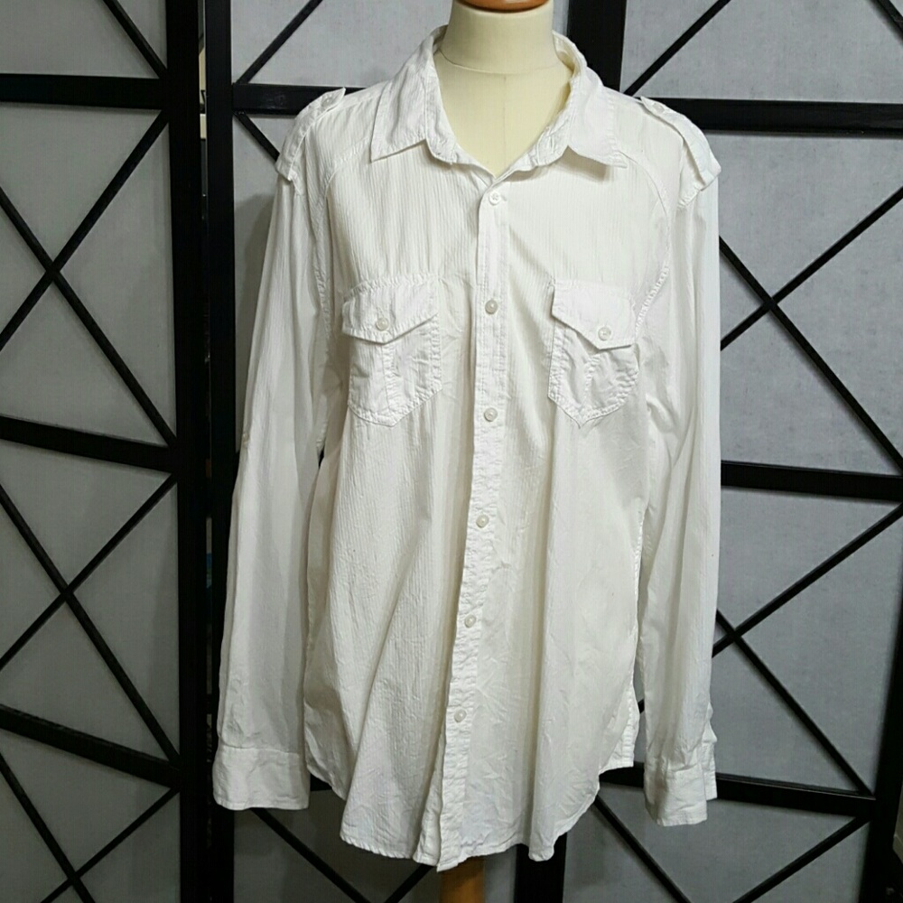 White dress shirt