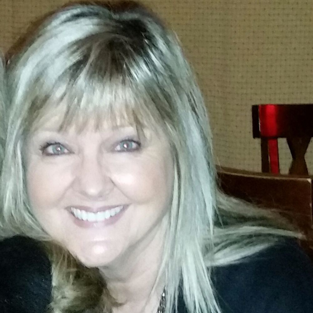 Meet your Posher, Lori