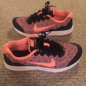 NIKE Flex Experience RN4 Premium Sneakers