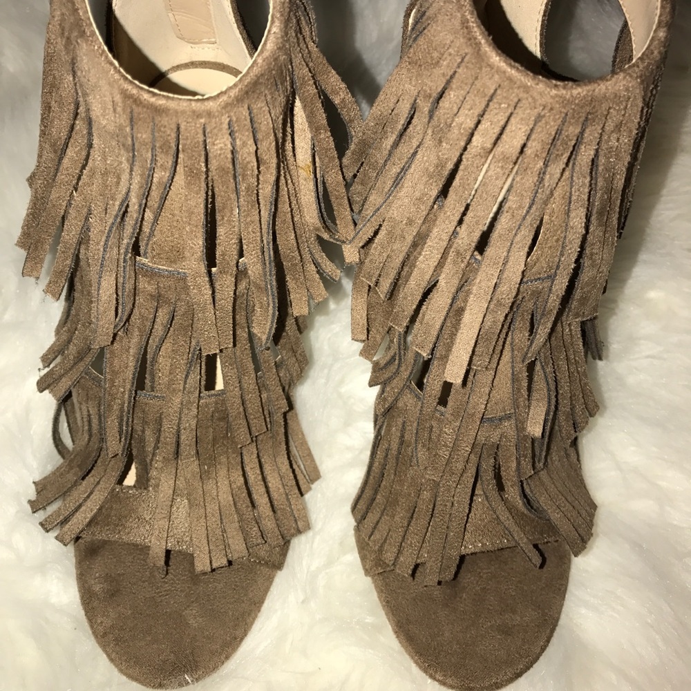 Fringe heels