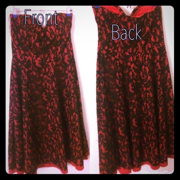 Red and black dress - Picture 1 of 1