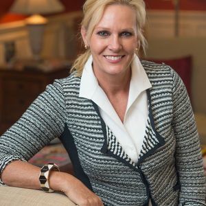 Meet your Posher, Holly