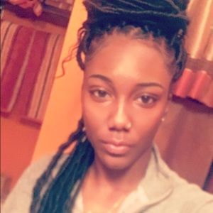 Meet your Posher, Taleia
