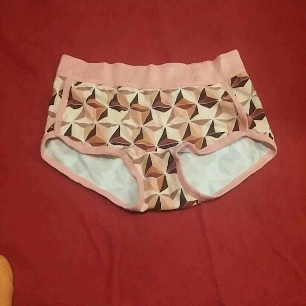 Pink diamond pattern panties