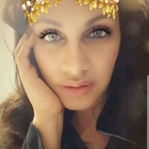 Meet your Posher, Scarlett