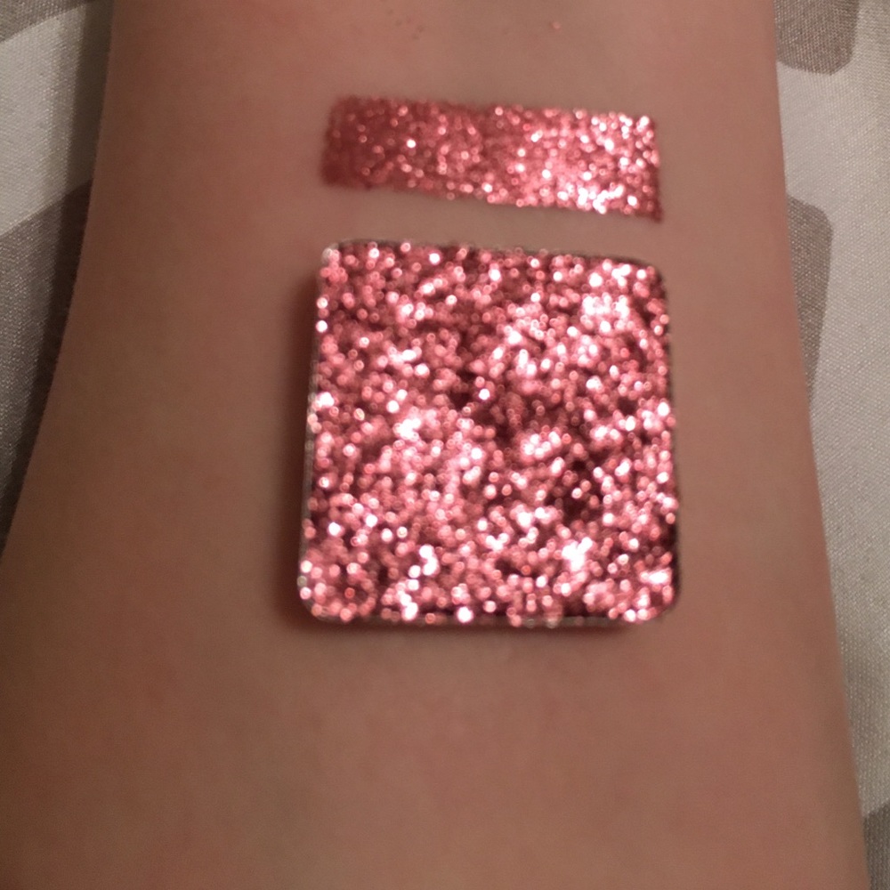 Rose gold pressed glitter by glitter injections