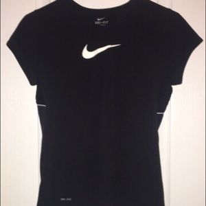 Nike active shirt