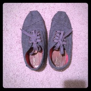 ❌SOLD❌Toms grey shoes