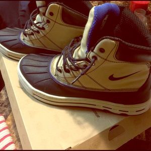 Nike woodside acg boots