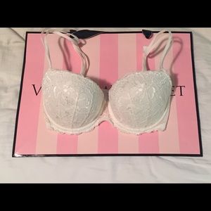 2 Victoria's Secret Lace Bras