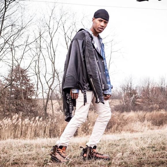 Meet your Posher, Lendell - Picture 1 of 1