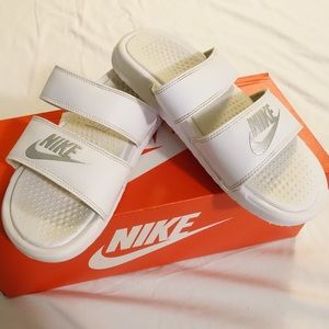 Nike Benassi Slide