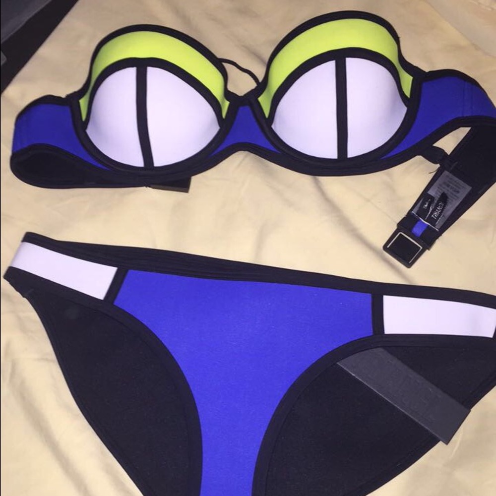 Triangl bathing suit