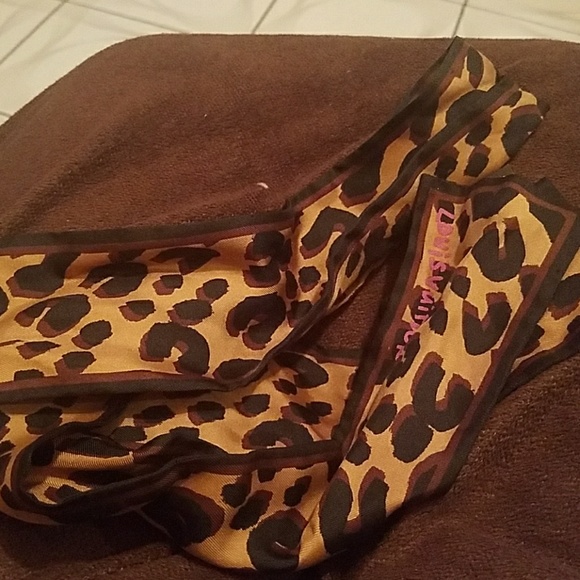 Louis Vuitton Accessories - Louis vuitton trunk bandeau