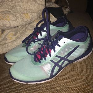 Light blue Asics BARELY worn