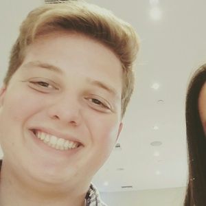 Meet your Posher, Travis