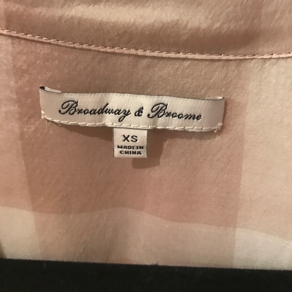 button down - Picture 2 of 2