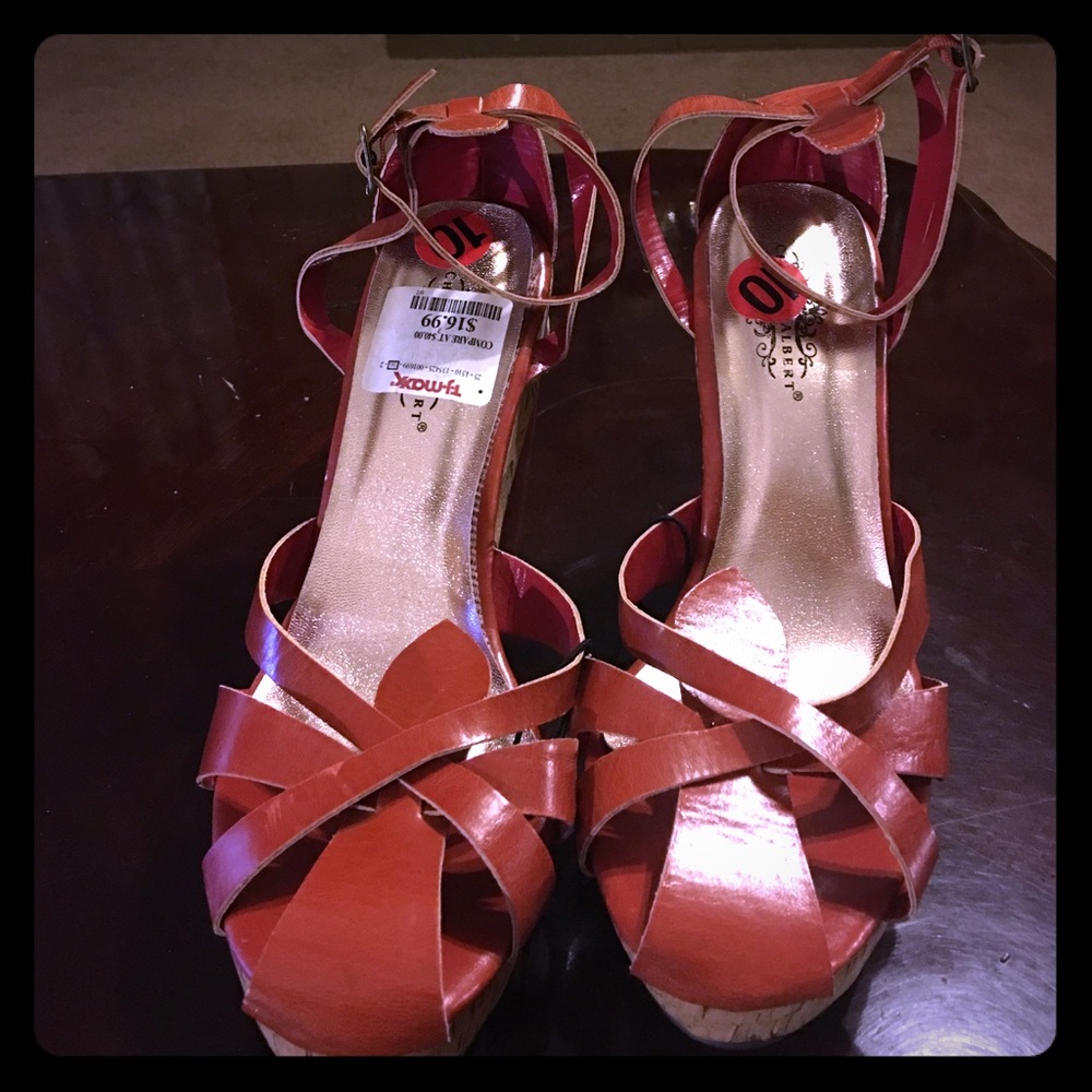 Wedge heels shoes
