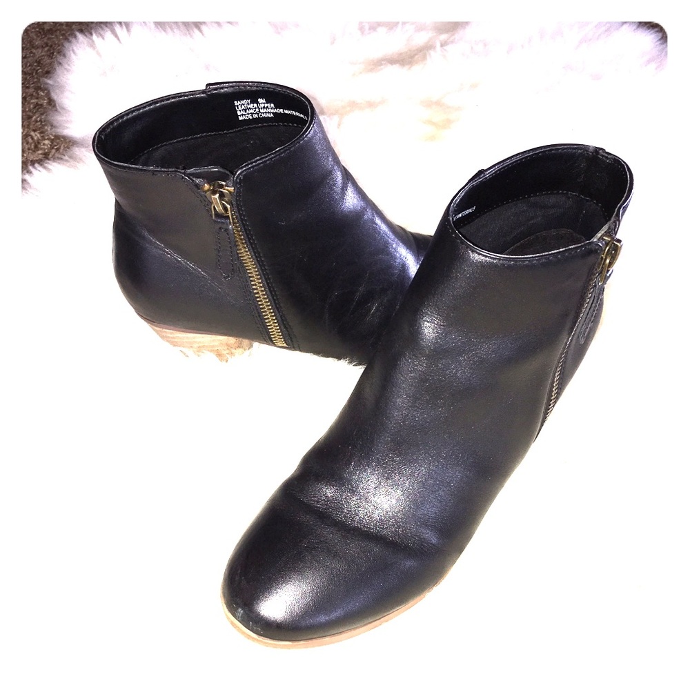 Black booties - Picture 2 of 2