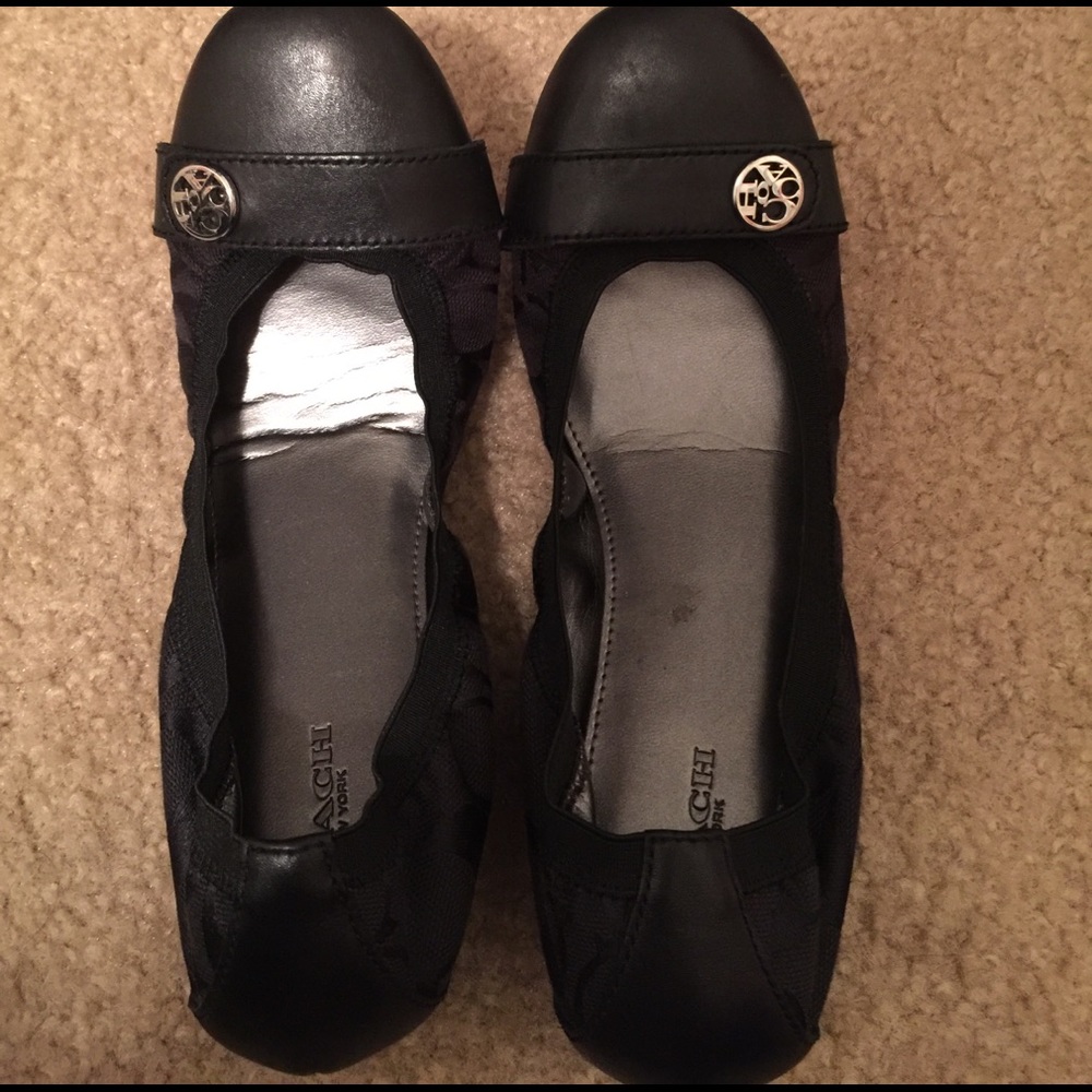 Coach flats
