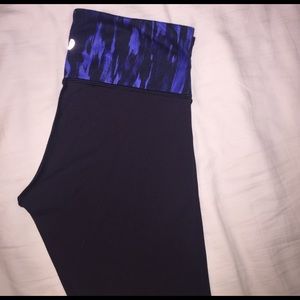 Black and Blue Lululemon leggings