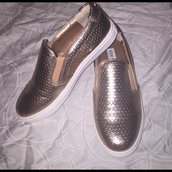 Steve Madden Shoes - Rose gold metallic slip-ons brand new!
