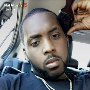 Meet your Posher, Emanuel