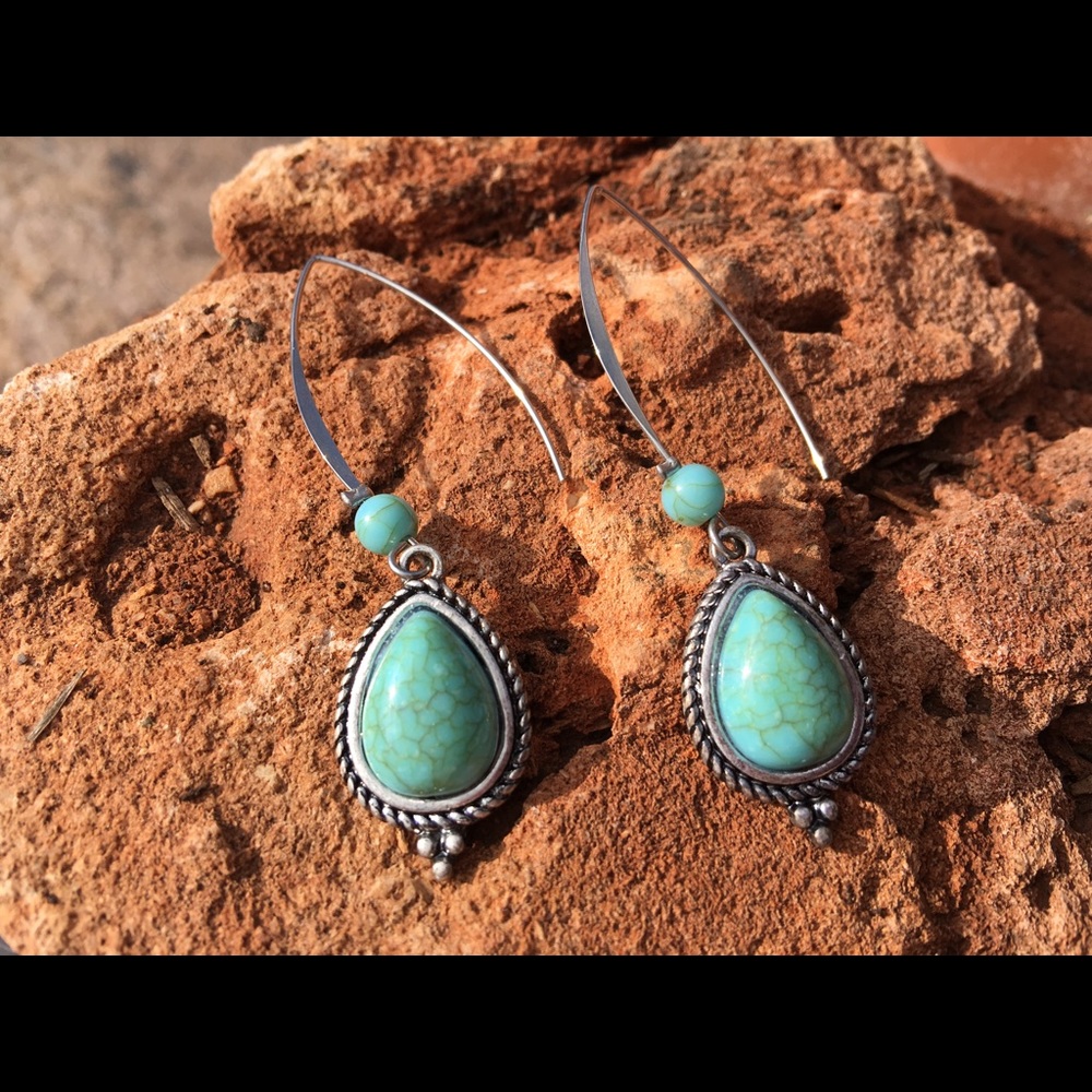 Turquoise drop earrings