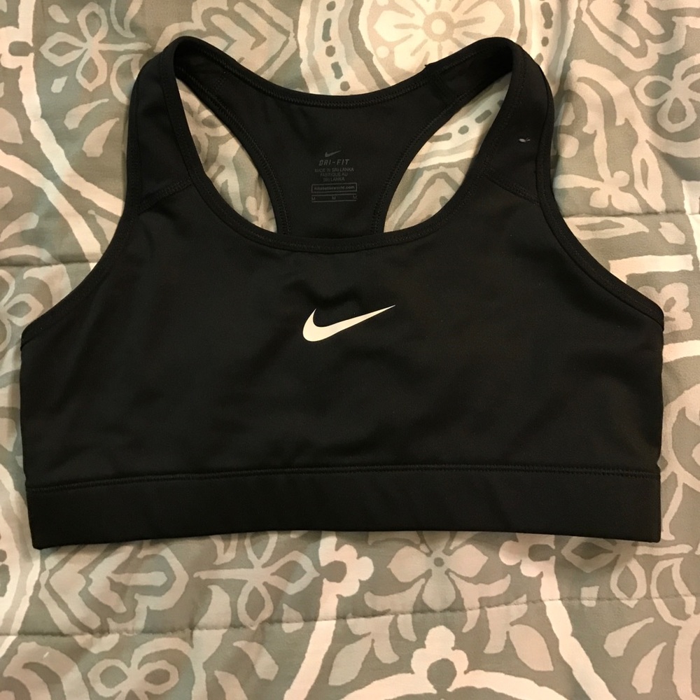 nike sports bra